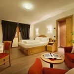 Hotel Meeting