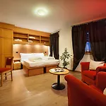 Meeting Hotel 4*